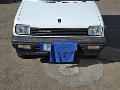 Gebraucht Suzuki Alto 39 PS (28 kW) 1987 Weiß Kleinwagen