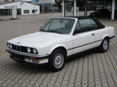 Gebraucht BMW 325 Cabriolet 171 PS (125 kW) 1986 Alpinweiß Cabrio