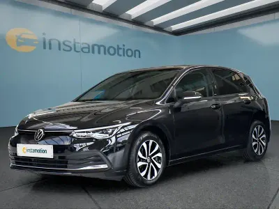 Gebraucht VW Golf VIII 150 PS (110 kW) 2022 Schwarz Kleinwagen