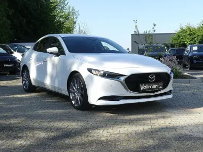 Gebraucht Mazda 3 Selection 122 PS (89 kW) 2019 Weiß Limousine