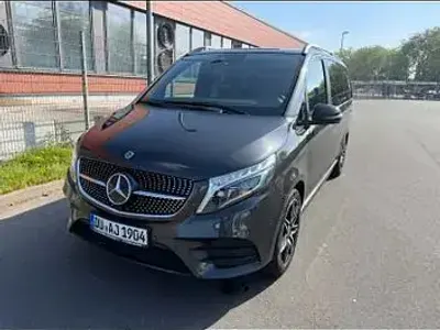 Gebraucht Mercedes V300 AMG line 237 PS (174 kW) 2021 Schwarz Van / Kleinbus