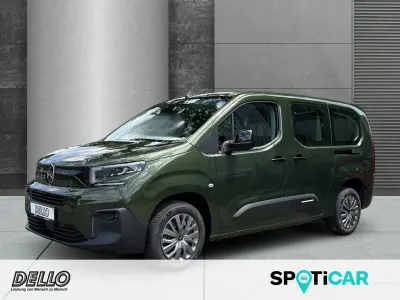 Neu Citroën Berlingo 131 PS (96 kW) 2026 Grün Van / Kleinbus