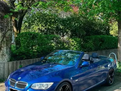 Gebraucht BMW 325 Cabriolet M Sport 218 PS (160 kW) 2011 Blau Cabrio