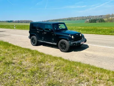 Occasion Jeep Wrangler Unlimited Sahara 200 ch (147 kW) 2008 Noir SUV
