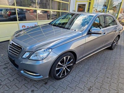 Silber Gebraucht 2012 Mercedes E220 Limousine | 10.950 € (Guter Preis)
