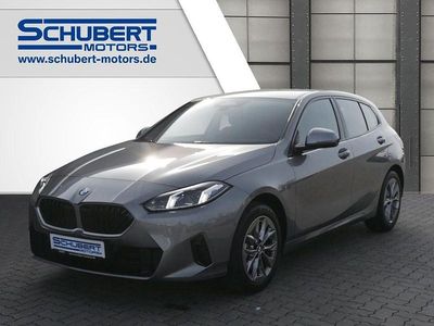 Neu BMW 116 122 PS (89 kW) 2026 Grau Kleinwagen