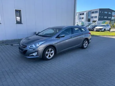 Occasion Hyundai i40 Edition 136 PK (100 kW) 2014 Zilver Stationwagen