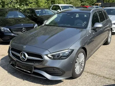 Gebraucht Mercedes C220 Avantgarde 220 PS (161 kW) 2023 Selenitgrau  metalliclack Kombi