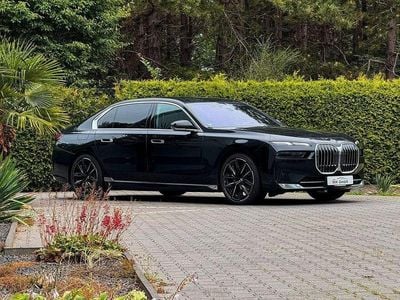 BMW 740