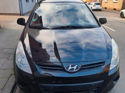 Schwarz Gebraucht 2011 Hyundai i20 Classic Kleinwagen | 3.900 € (Fairer Preis)