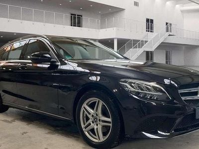 Gebraucht Mercedes C180 Avantgarde 156 PS (114 kW) 2019 Obsidianschwarz  metalliclack Kombi