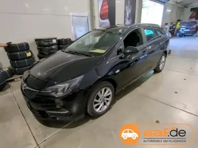 Usata Opel Astra Business 122 CV (89 kW) 2022 Nero Utilitaria
