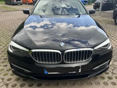 Gebraucht BMW 520 190 PS (139 kW) 2018 Schwarz Kombi