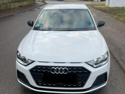 Gebraucht Audi A1 95 PS (69 kW) 2022 Weiß SUV