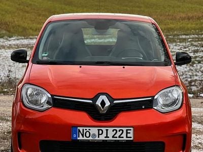 Gebraucht Renault Twingo Equilibre 60 kW (82 PS) 2022 Orange Kleinwagen