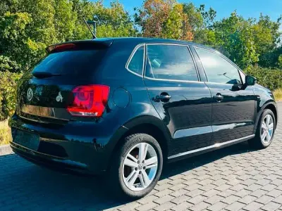 Gebraucht VW Polo Life 60 PS (44 kW) 2013 Schwarz Kleinwagen