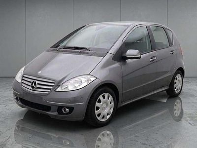 Gebraucht Mercedes A200 Avantgarde 140 PS (102 kW) 2010 Mountaingrau Kleinwagen