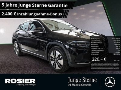Schwarz / nachtschwarz Gebraucht 2021 Mercedes EQA250 Electric Art SUV | 28.150 € (Fairer Preis)