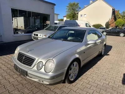 Gebraucht Mercedes CLK320 Elegance 219 PS (161 kW) 1998 Silber Coupé