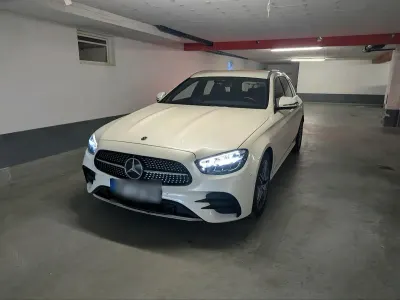 Gebraucht Mercedes E220 AMG line 194 PS (142 kW) 2022 Kombi