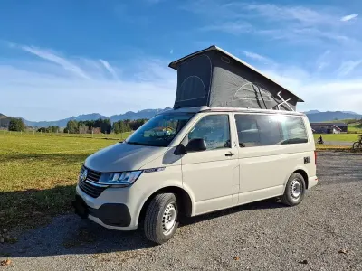 Gebraucht VW California Coast 110 PS (80 kW) 2020 Grau Van