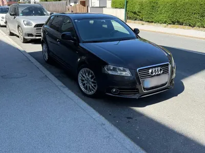 Używany Audi A3 S-Line 125 KM (91 kW) 2010 Czarny Hatchback