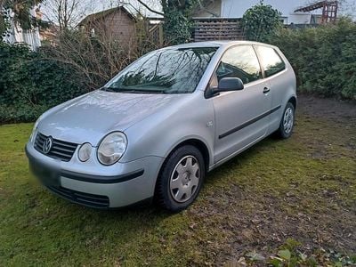 Silber Gebraucht 2002 VW Polo Kleinwagen | 1.399 € (Fairer Preis)