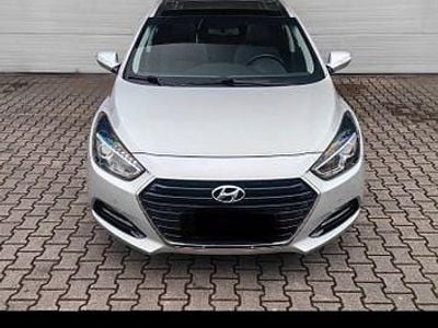 Gebraucht Hyundai i40 Trend 141 PS (103 kW) 2016 Silber Limousine