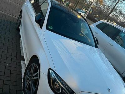 Second-hand Mercedes C300 Sport 245 CP (180 kW) 2018 Alb Break