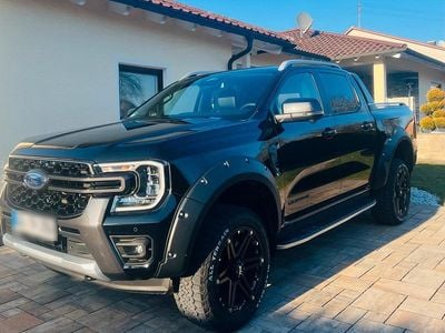 Second-hand Ford Ranger Wildtrack 205 CP (150 kW) 2024 Negru Pickup