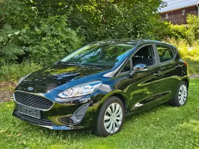 Gebraucht Ford Fiesta Cool & Sound Edition 101 PS (74 kW) 2018 Schwarz Kleinwagen