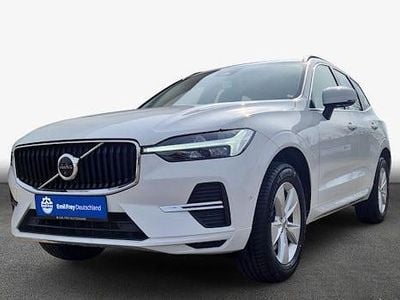 Second-hand Volvo XC60 Momentum 197 CP (144 kW) 2022 Alb SUV