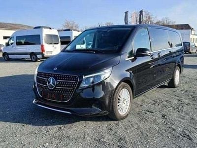 Second-hand Mercedes V300 Avantgarde 237 CP (174 kW) 2024 Negru Monovolum