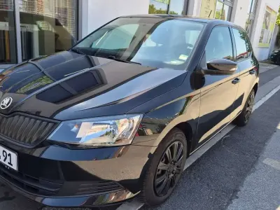 Gebraucht Skoda Fabia Cool Plus 75 PS (55 kW) 2018 Schwarzmagic perleffekt Kleinwagen