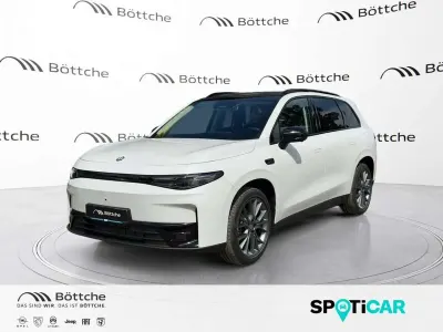 Gebraucht Leapmotor C10 215 PS (158 kW) 2026 Light white SUV