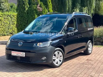 Gebraucht VW Caddy 122 PS (89 kW) 2023 Deep black Van / Kleinbus