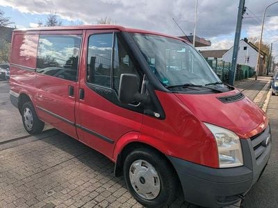 Gebraucht Ford Transit 116 PS (85 kW) 2009 Rot Van / Kleinbus