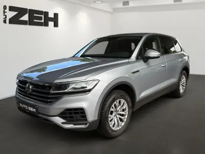 Gebraucht VW Touareg 231 PS (169 kW) 2020 Antimonsilber metallic SUV