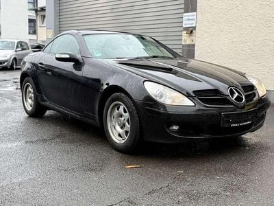 Gebraucht Mercedes SLK200 163 PS (119 kW) 2006 Obsidianschwarz  metalliclack Cabrio