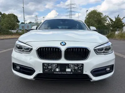 Gebraucht BMW 118 Sport Line 136 PS (100 kW) 2019 Weiß Limousine
