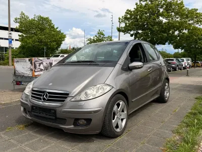 Używany Mercedes A180 Avantgarde 109 KM (80 kW) 2005 Szary Hatchback