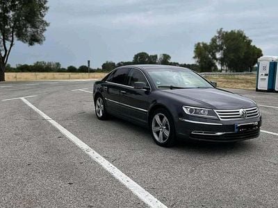 VW Phaeton