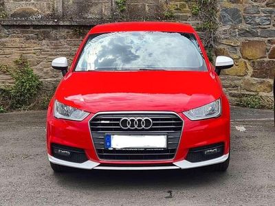 Gebraucht Audi A1 Sportback 125 PS (91 kW) 2015 Rot Kleinwagen