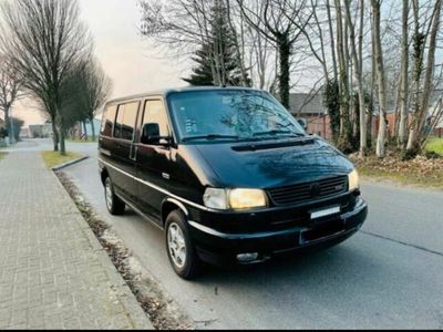 gebraucht VW Multivan T4 2,5 TDI schwarz AVC