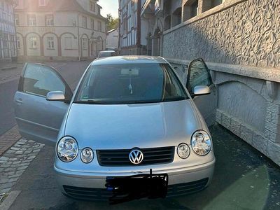 Brugt VW Polo 75 HK (55 kW) 2004 Grå Hatchback
