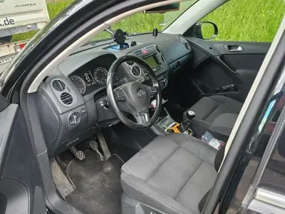 Używany VW Tiguan Team 150 KM (110 kW) 2011 Czarny SUV