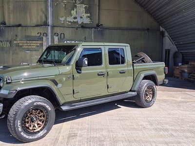 Second-hand Jeep Gladiator Overland 264 CP (194 kW) 2021 Verde Pickup