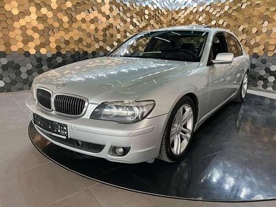 Usado BMW 745 Shadowline 329 HP (241 kW) 2007 Prateado Sedan