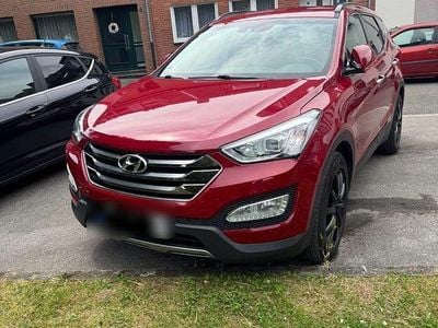 Hyundai Grand Santa Fe