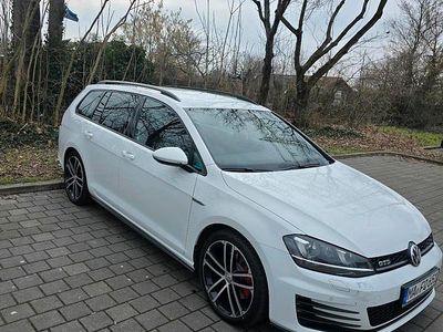 Gebraucht VW Golf VII Sportline 184 PS (135 kW) 2015 Weiß Kombi